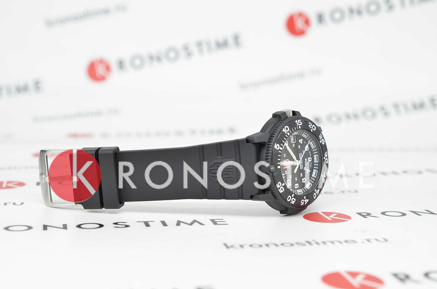 Часы Luminox Original Navy SEAL XS.3001.F — карбон, Швейцария