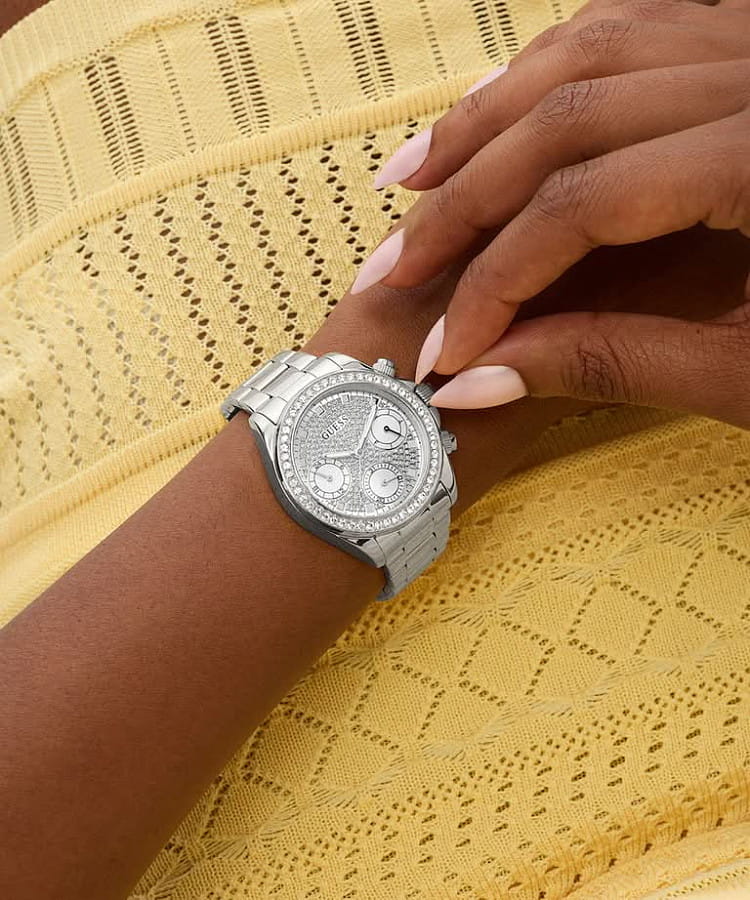 Часы Guess Sport Victoria Silver Tone Analog GW1037L1 — США, кварцевые