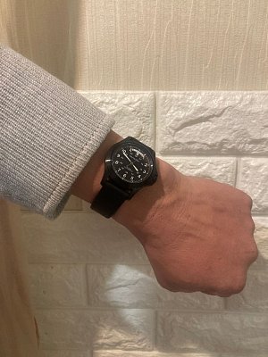 Фото покупателя: Швейцарские механические наручные часы Hamilton Khaki Field King H64465733