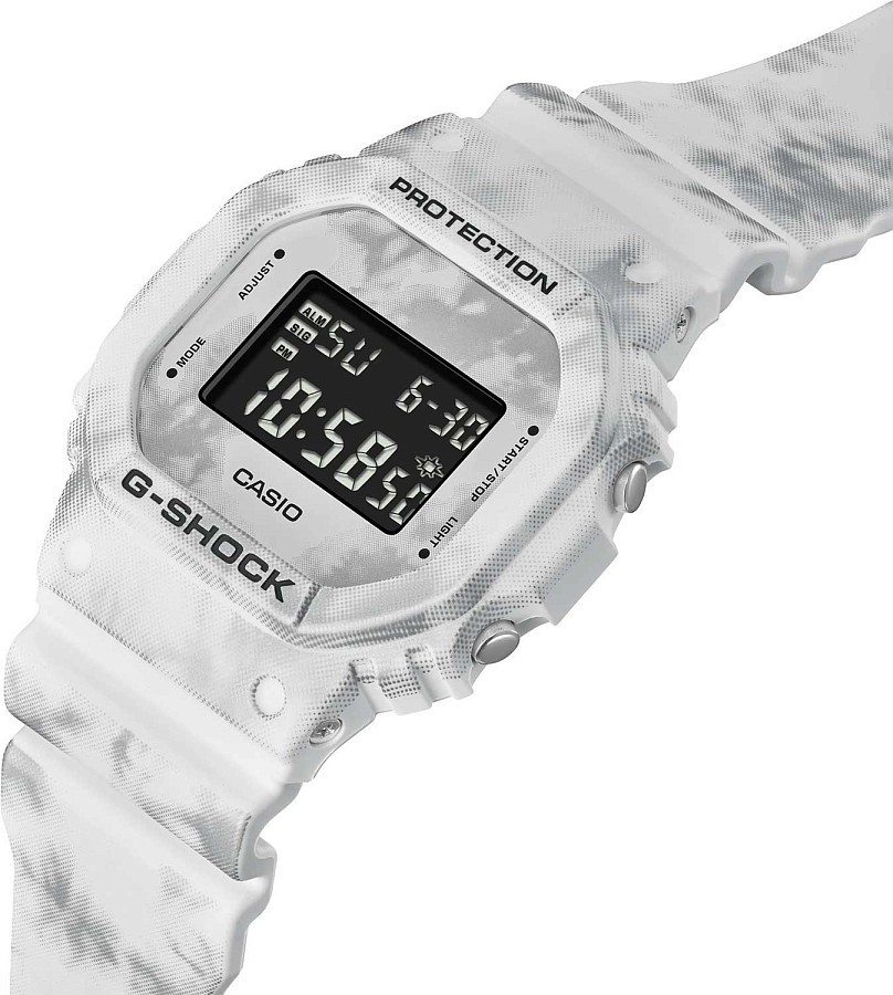 Часы Casio G-Shock DW-5600GC-7 — электронные, Япония, мужские