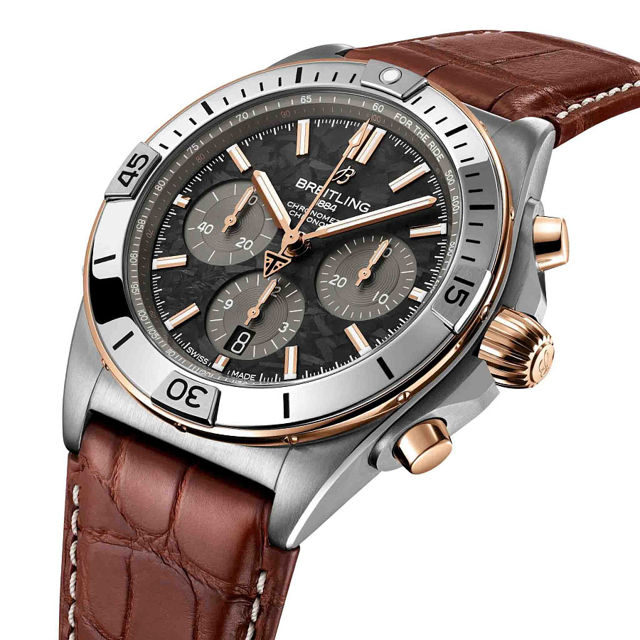 Часы Breitling Chronomat B01 42 Triumph Speed-Triple 1200 RR TB01341A1B1P1 — механические, титан