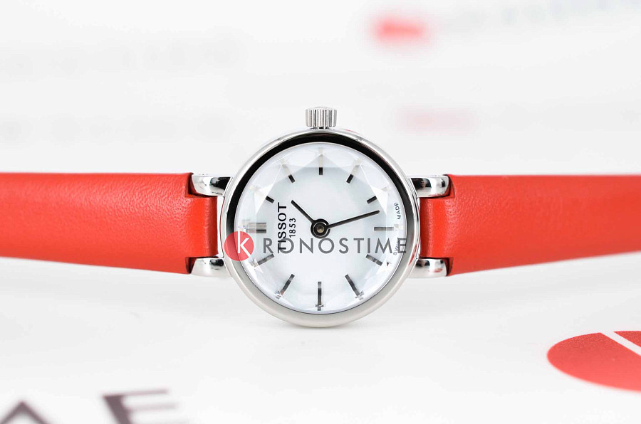 Часы Tissot Lovely Round T140.009.16.111.00 — кварцевые, сталь металл