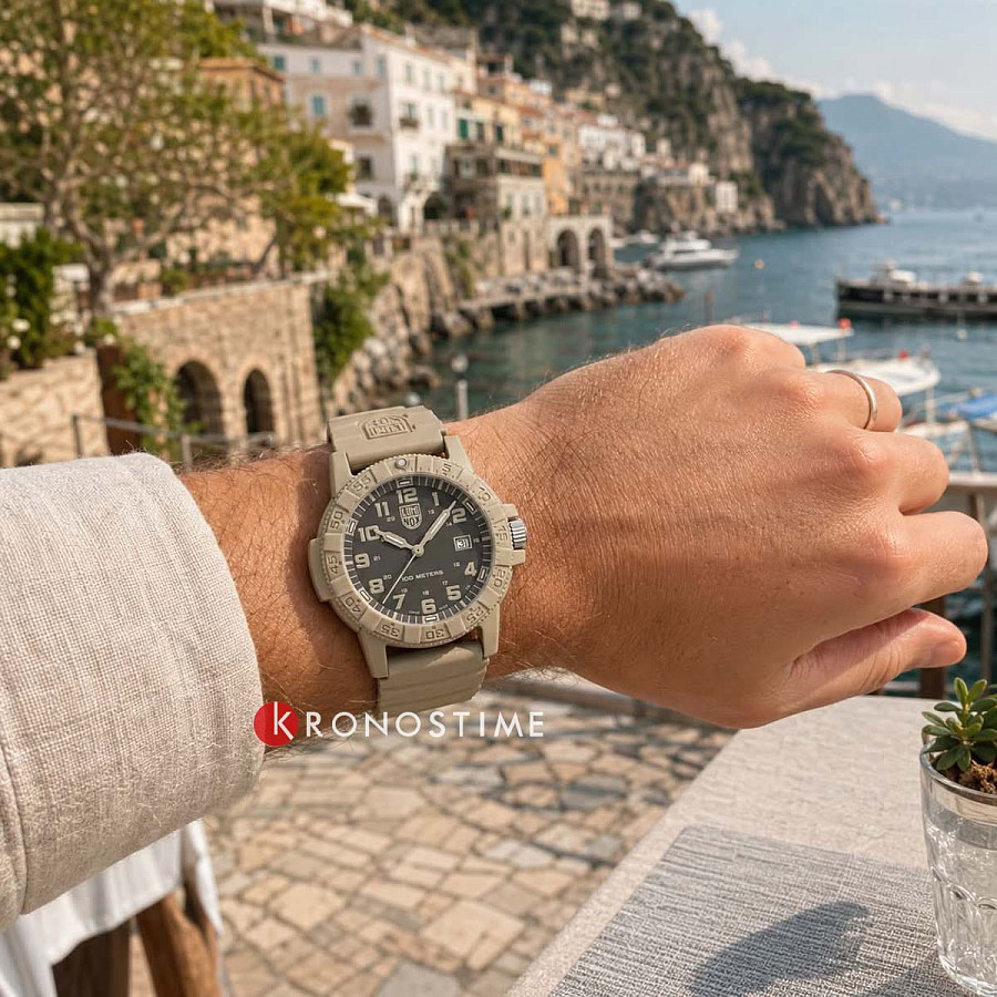 Часы Luminox Sea Turtle XS.0326 — коричневый, пластик