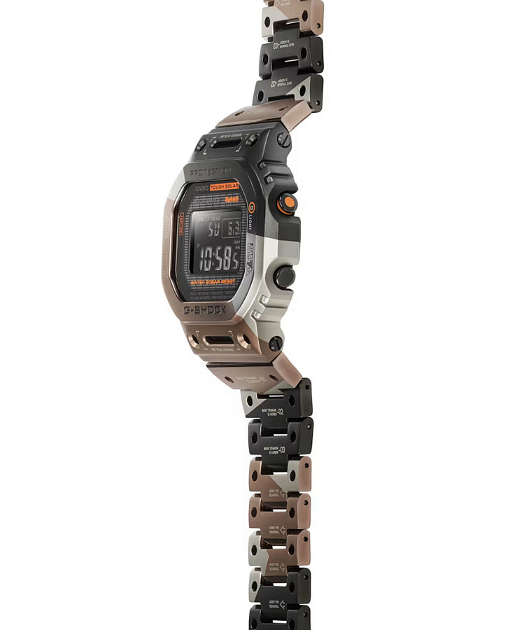 Часы Casio G-Shock GMW-B5000TVB-1DR — Япония, электронные