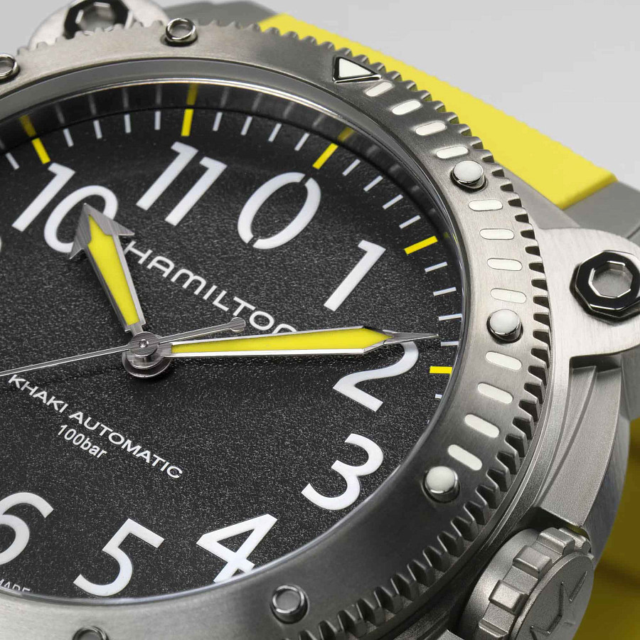 Часы Hamilton Khaki Navy Belowzero Auto Titanium H78535380 — черный, титан