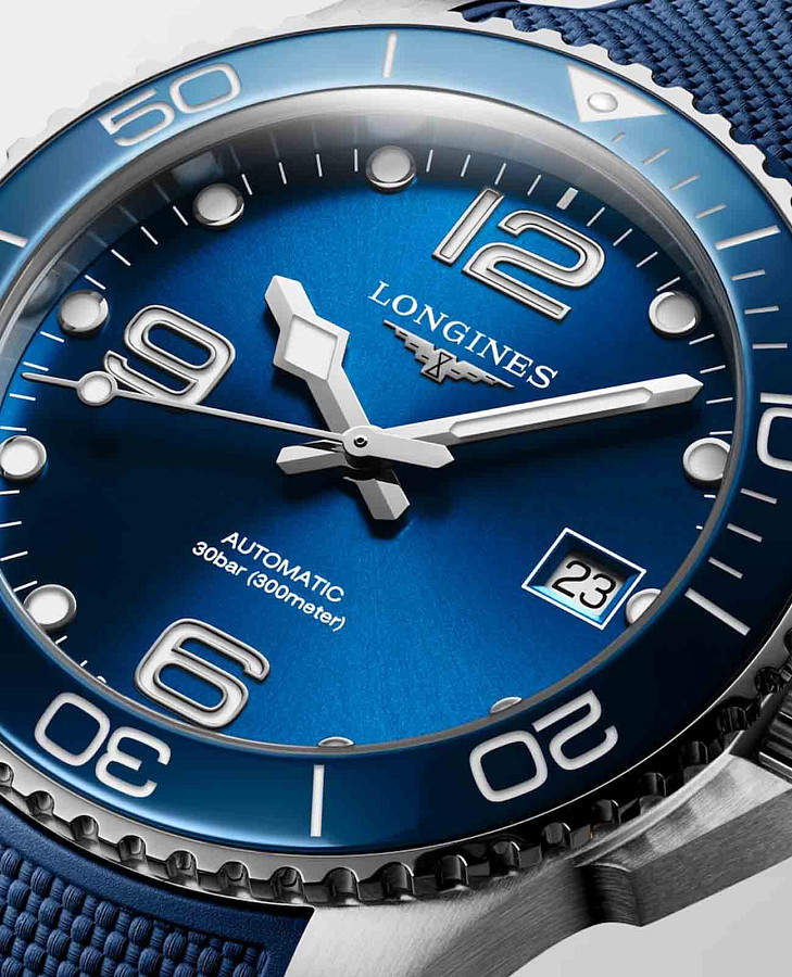 Часы Longines HydroConquest L3.780.4.96.9 — механические, металл сталь керамика