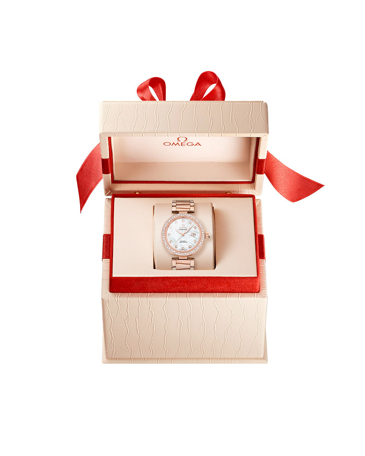 Часы Omega De Ville Ladymatic 425.65.34.20.55.010 — механические, золото