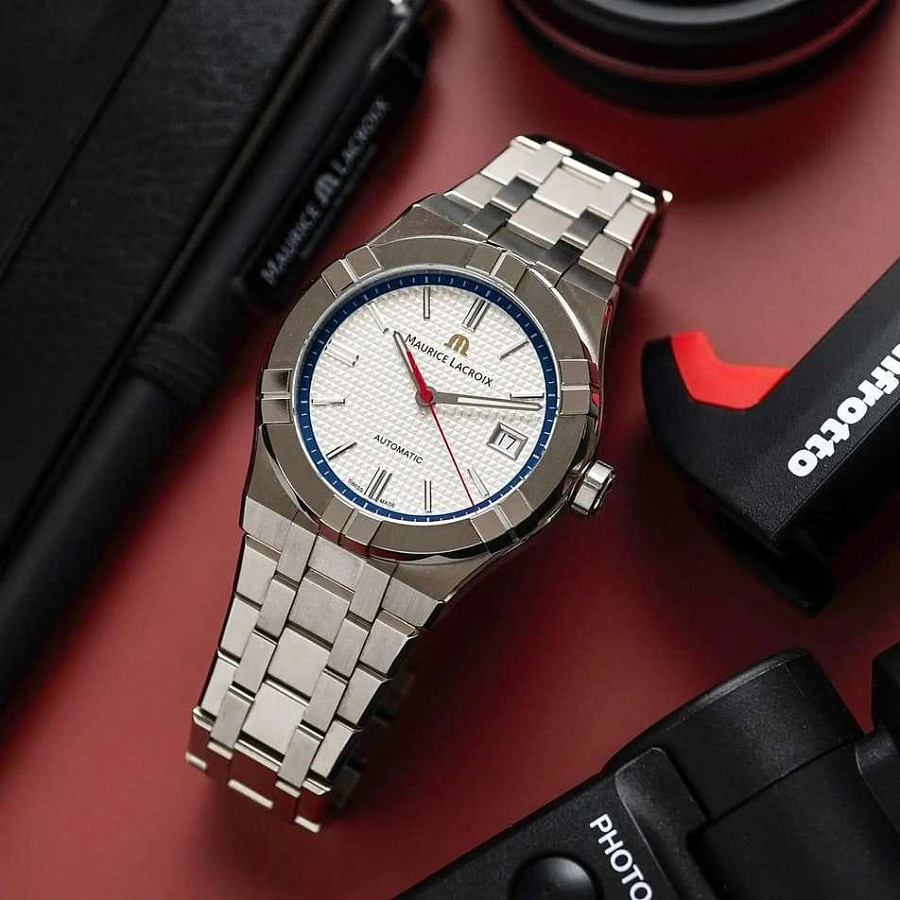 Часы Maurice Lacroix Aikon Automatic AI6007-SS00F-130-A — нержавеющая сталь, мужские