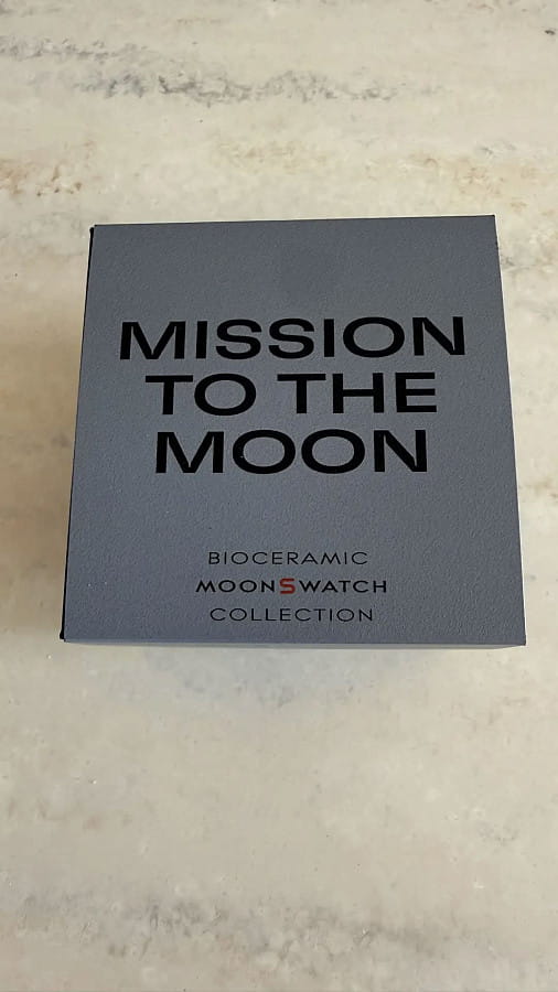 Часы Swatch x Omega Bioceramic Moonswatch Mission To The Moon SO33M100 — нейлон, черный