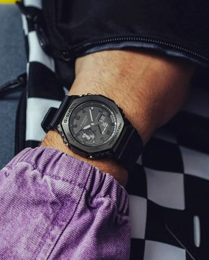 Часы Casio G-Shock GMA-P2100BB-1ADR (GMA-P2100BB-1A) — электронные, пластик