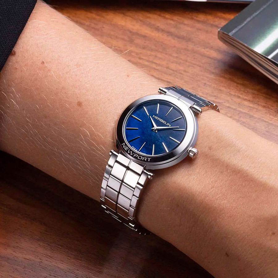 Часы Herbelin Newport Slim 16922B60 — нержавеющая сталь, женские