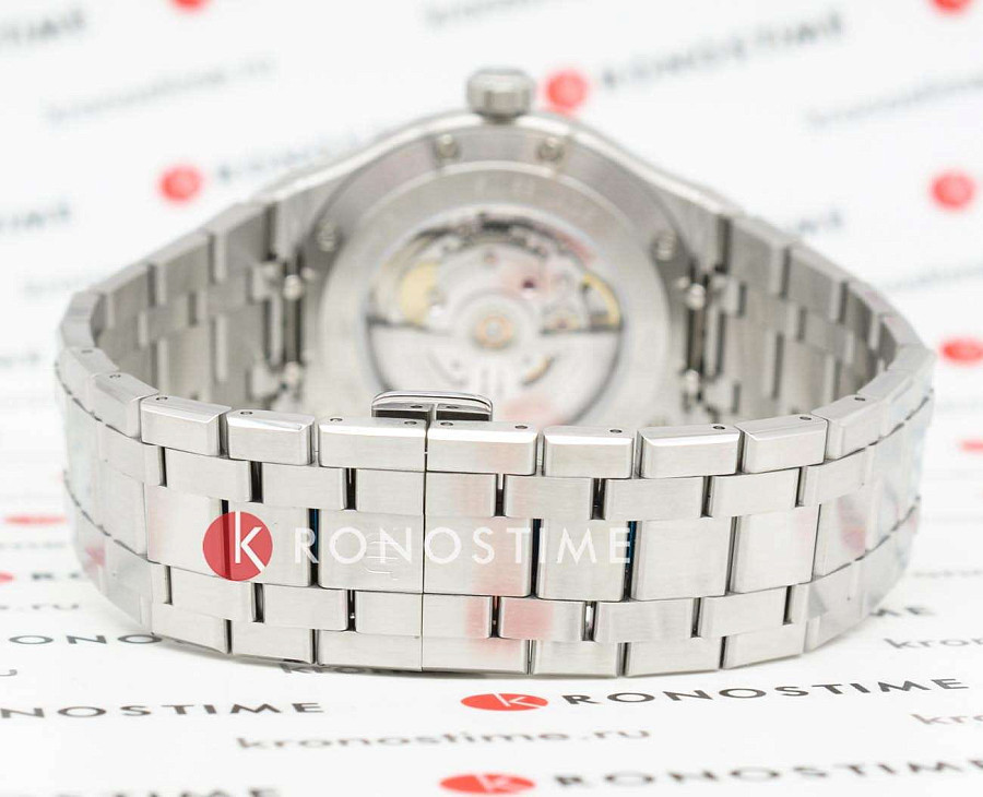 Часы Maurice Lacroix Aikon Automatic AI6008-SS002-430-1 — Швейцария, механические