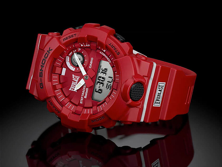 Часы Casio G-Shock GBA-800EL-4A — электронные, пластик