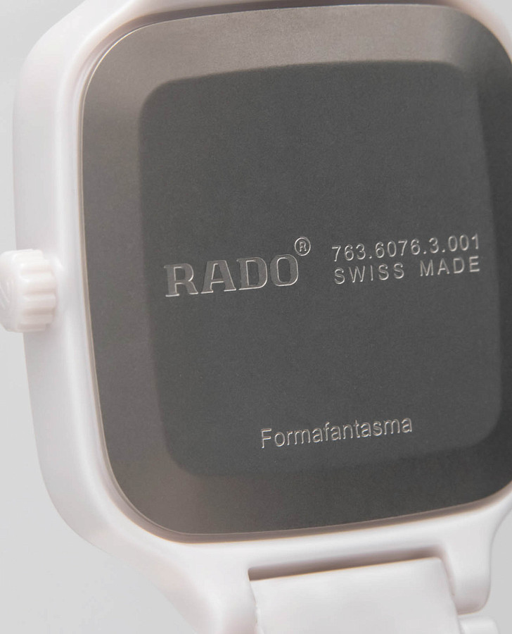 Часы Rado True Square FormaFantasma R27076012 — белый, керамика сталь металл