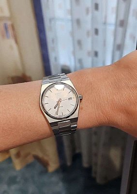 Фото покупателя: Швейцарские наручные часы Tissot PRX 35 mm T137.210.11.031.00