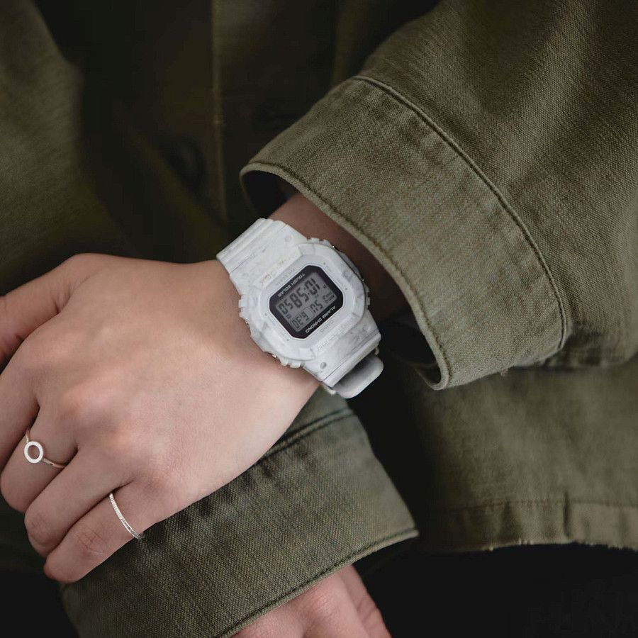 Часы Casio G-Shock GMS-S5600RT-7DR (GMS-S5600RT-7) — электронные, пластик