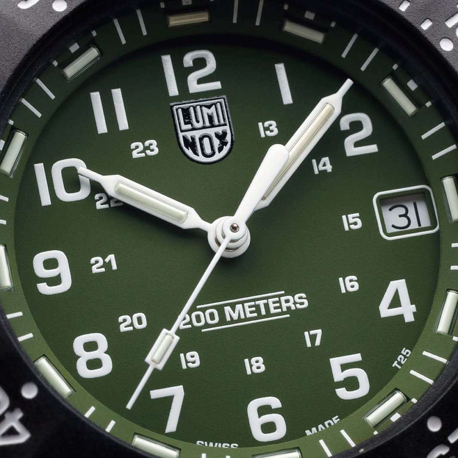 Часы Luminox Original Navy SEAL XS.CZ13.EVO — кварцевые, карбон