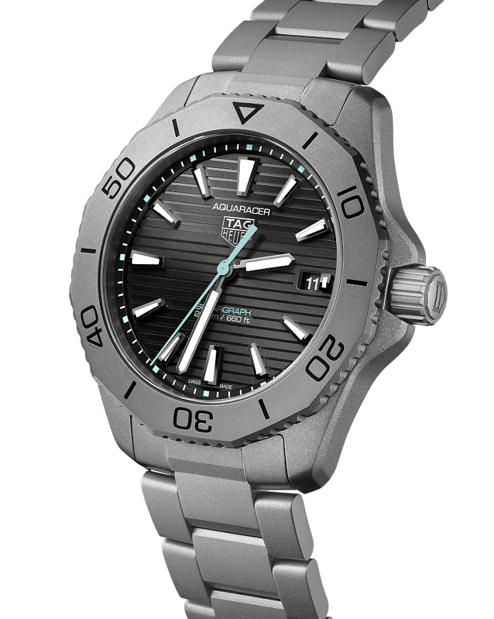 Часы TAG Heuer Aquaracer Professional Solargraph 200 WBP1180.BF0000 — кварцевые, титан металл