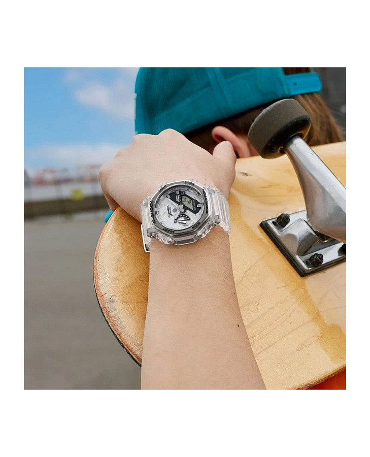Часы Casio G-Shock GA-2140RX-7AER — пластик, Япония