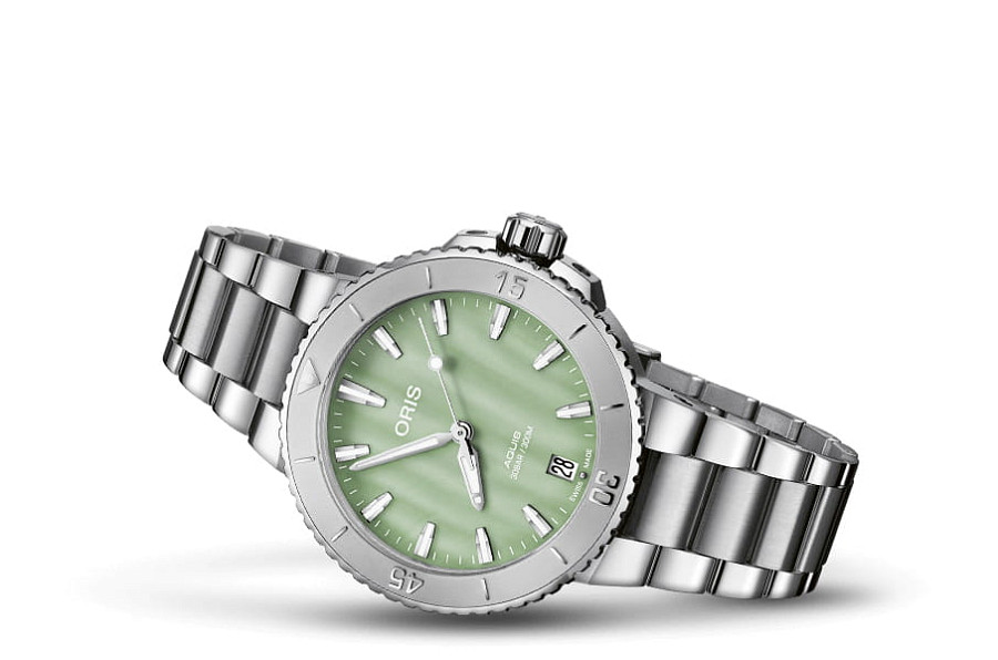 Часы Oris Aquis Date 01 733 7770 4157-07 8 18 05P — механические, сталь