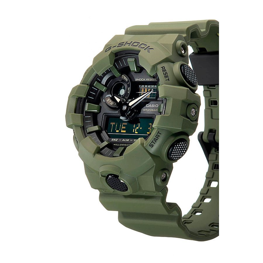 Часы Casio G-Shock GA-700UC-3A — артикул GA-700UC-3A
