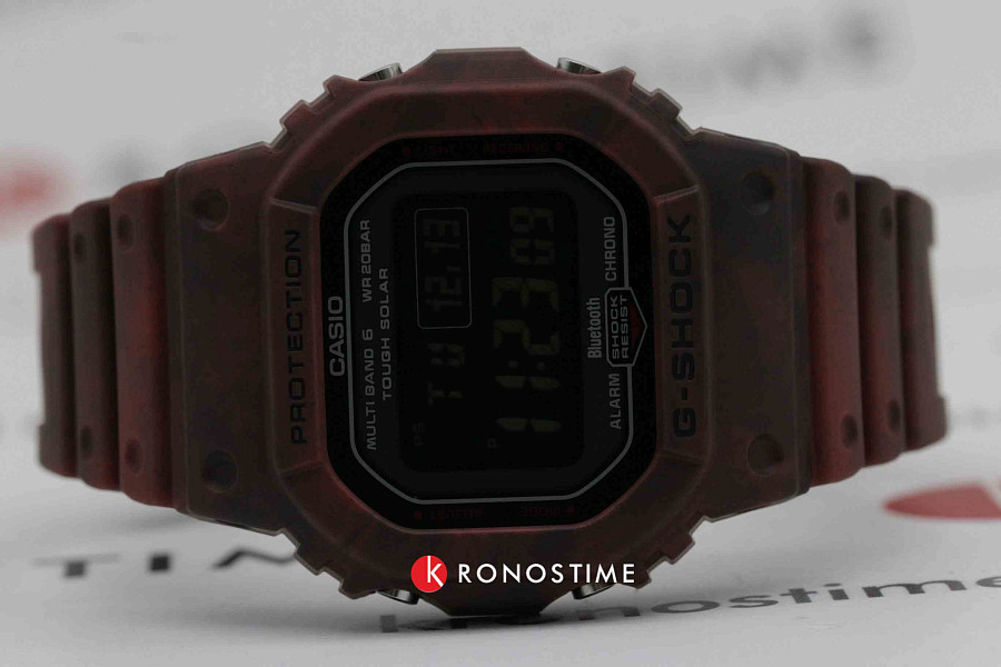 Часы Casio G-Shock GW-B5600SL-4D — Япония, электронные