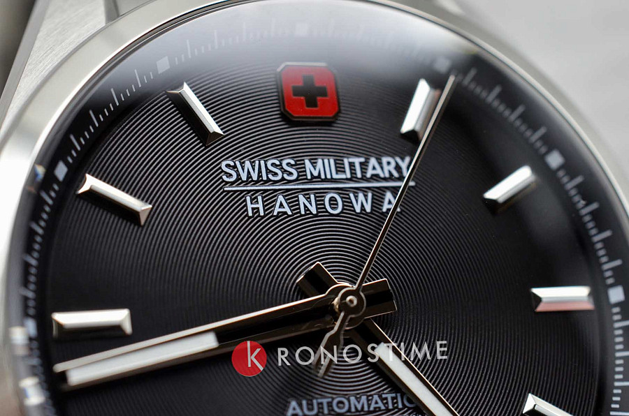 Часы Swiss Military Hanowa Majestic Pioneer SMWGL0006201 — нержавеющая сталь 316l, мужские