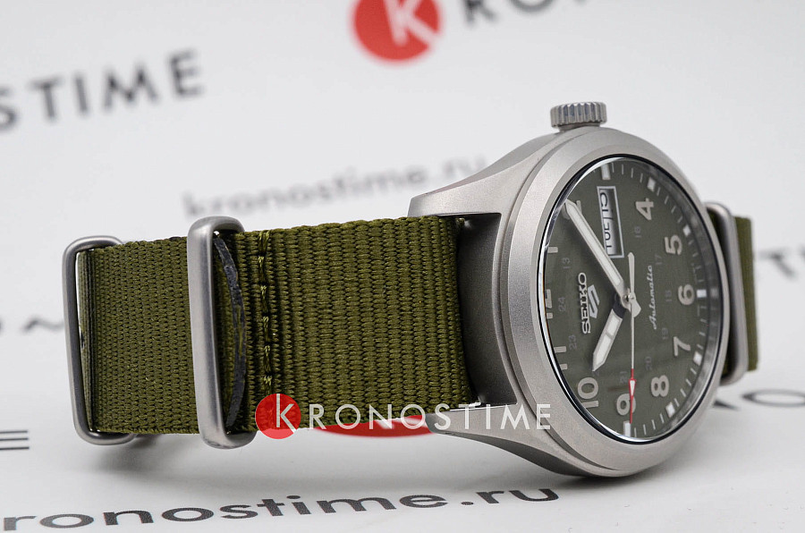 Часы Seiko 5 Sports Field series SRPG33K1 — металл сталь, Япония