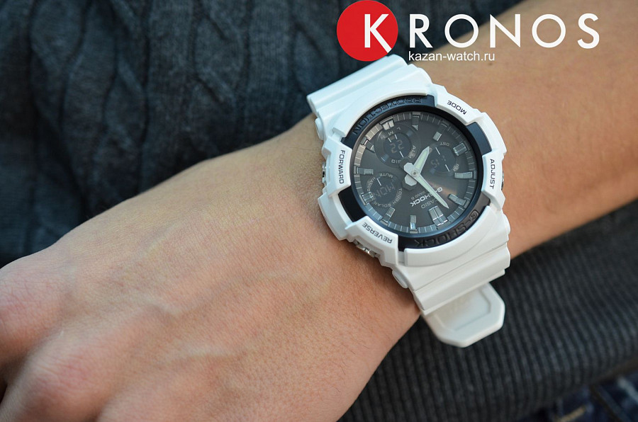 Часы Casio G-Shock GAW-100B-7A — пластик, мужские, Япония