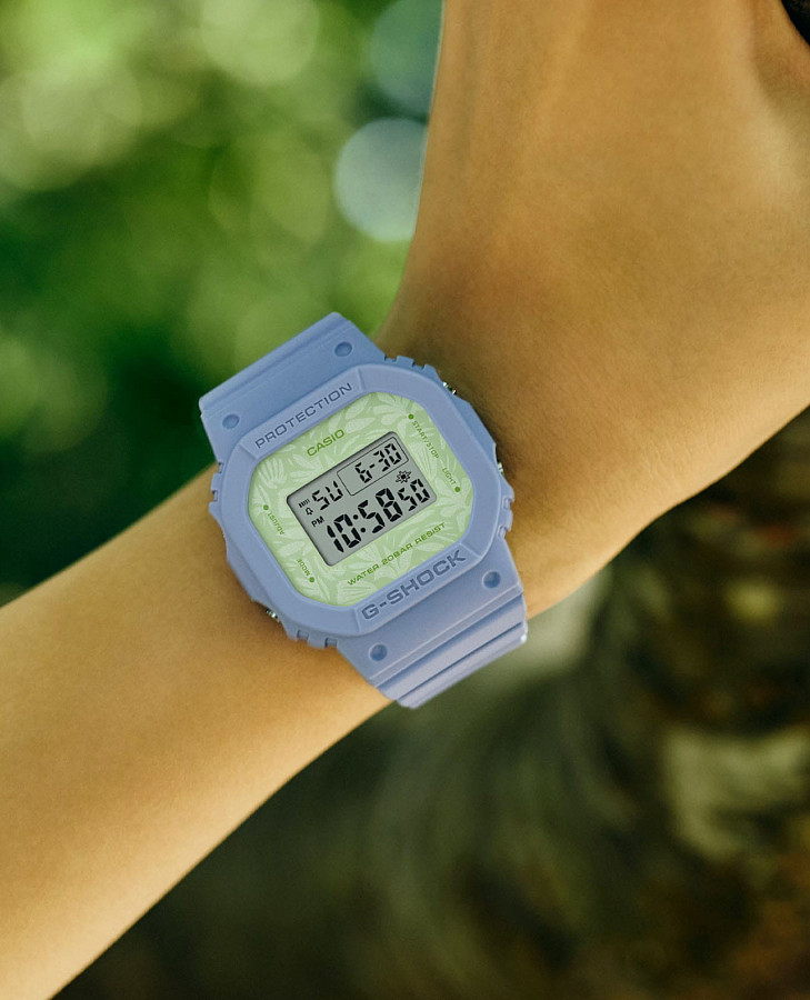 Часы Casio G-Shock GMD-S5600NC-2DR (GMD-S5600NC-2) — электронные, пластик