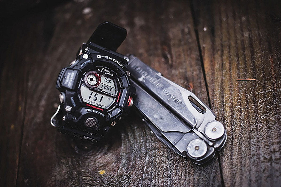 Часы Casio G-Shock GW-9400-1E — пластик, пластик