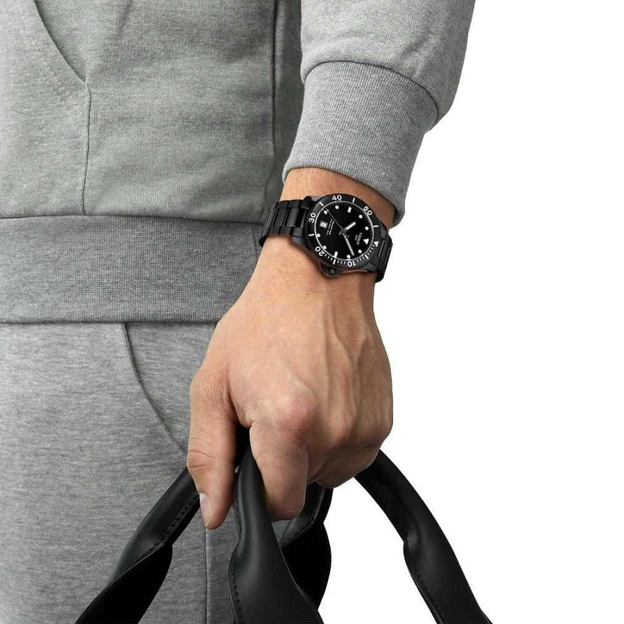 Часы Tissot Seastar 1000 Quartz 40mm T120.410.33.051.00 — кварцевые, сталь металл