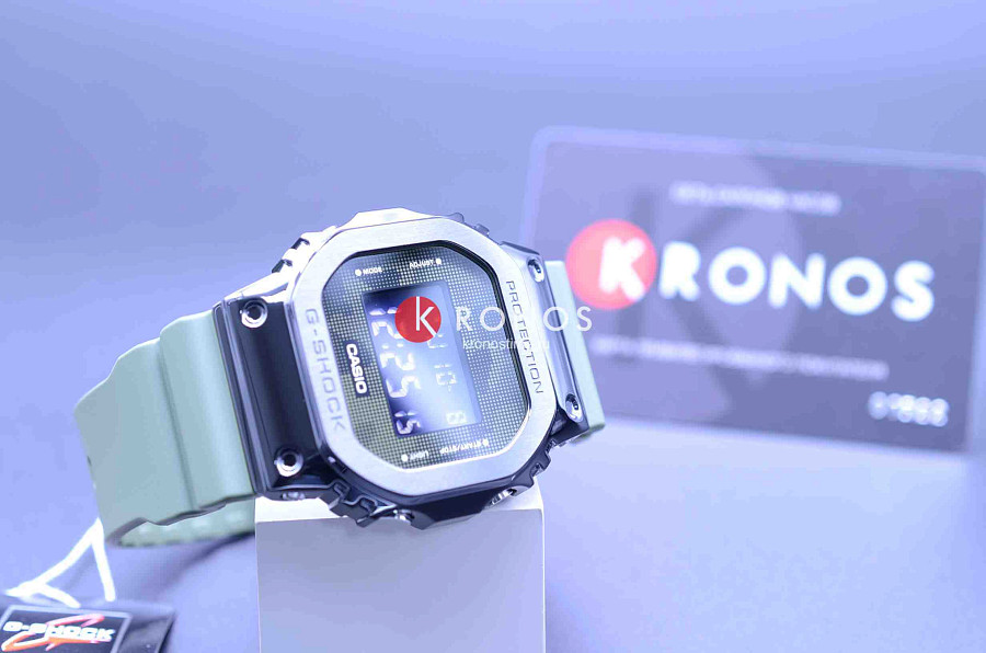 Часы Casio G-Shock GM-5600B-3 — сталь металл пластик, электронные
