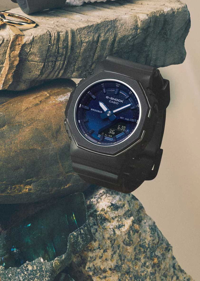 Часы Casio G-Shock GMA-P2110SC-2A — артикул GMA-P2110SC-2A