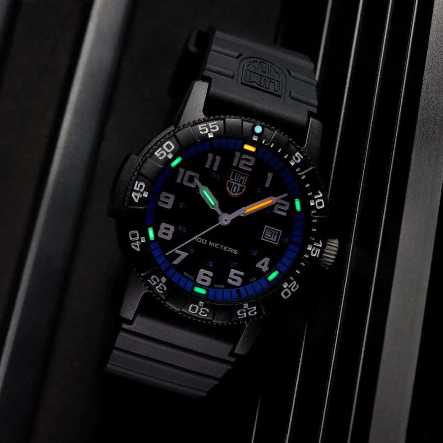 Часы Luminox Leatherback Sea Turtle XS.0324 — кварцевые, Швейцария, мужские