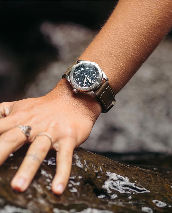 Часы Hamilton Khaki Field Expedition Auto H70225830 — артикул H70225830