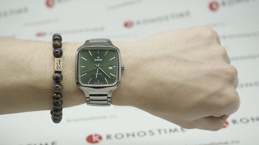 Часы Rado True Square Automatic R27077312 — зеленый, механические