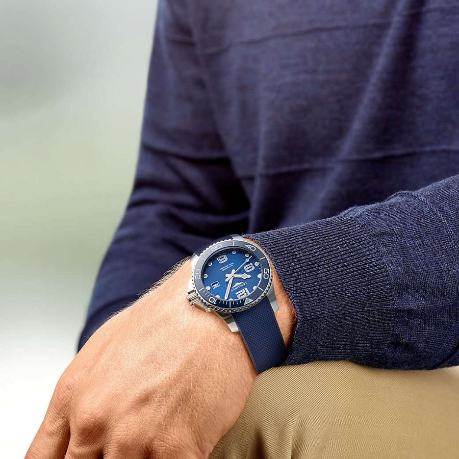 Часы Longines HydroConquest L3.782.4.96.9 — синий, металл сталь керамика