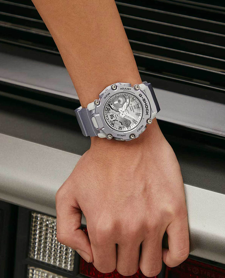 Часы Casio G-Shock GA-2200FF-8ADR (GA-2200FF-8A) — электронные, карбон пластик