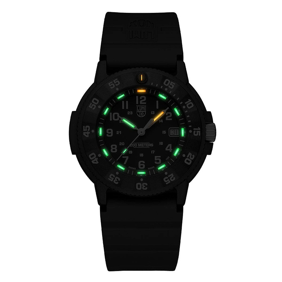 Часы Luminox Original Navy SEAL XS.CZ13.EVO — карбон, Швейцария