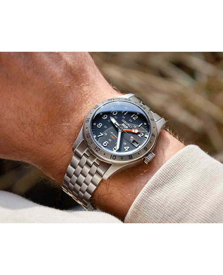 Часы Seiko 5 Sports Field series SSK023K1 — мужские, нержавеющая сталь