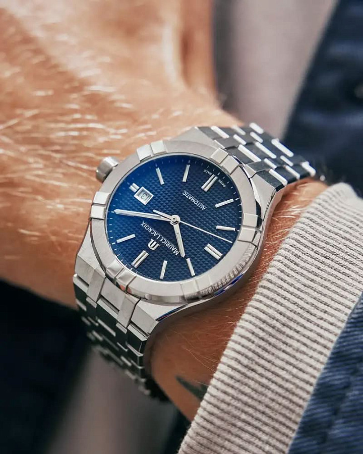 Часы Maurice Lacroix Aikon Automatic AI6008-SS00F-430-C — мужские, нержавеющая сталь