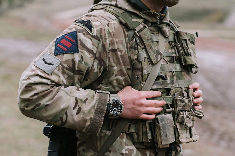 Часы Casio British Army x G-Shock GG-B100BA-1A — черный, электронные