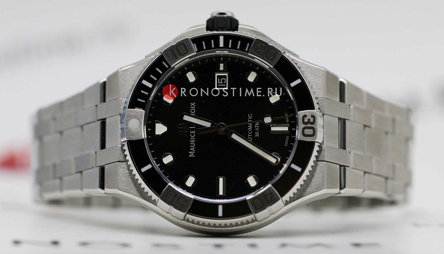 Часы Maurice Lacroix Aikon Venturer AI6058-SS002-330-1 — артикул AI6058-SS002-330-1