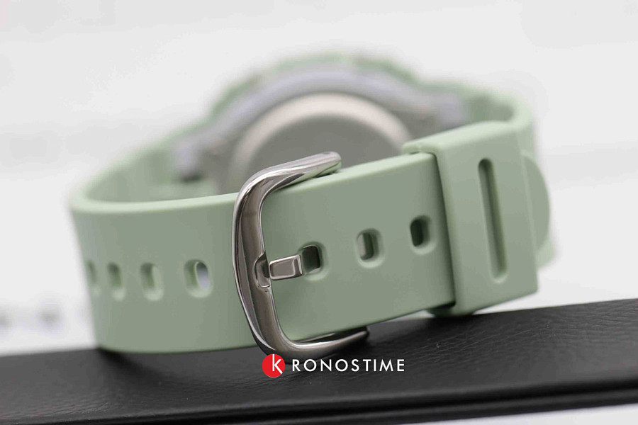 Часы Casio Baby-G BLX-560-3E — пластик, женские