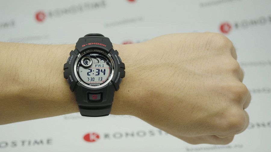 Часы Casio G-Shock G-2900F-1VER — мужские, электронные