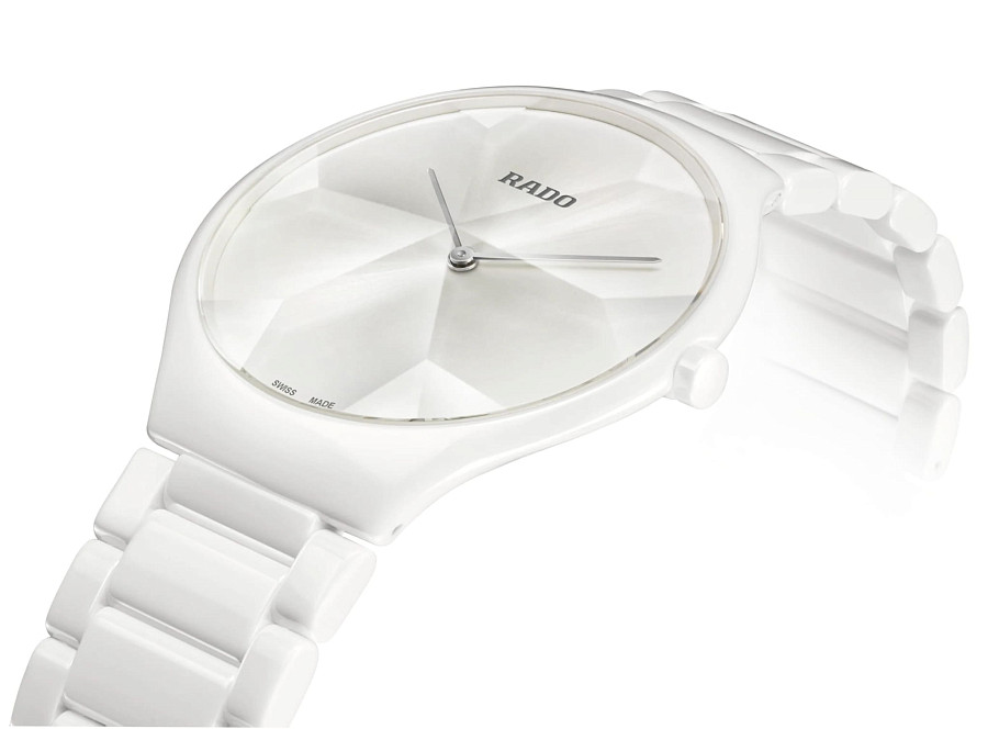 Часы Rado True Thinline x Great Gardens of the World R27007032 — кварцевые, керамика
