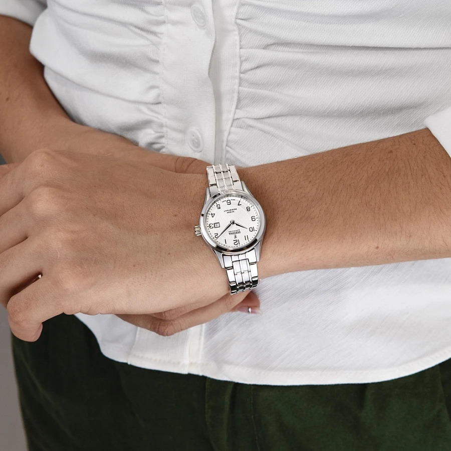 Часы Festina Classics F20006/1 — кварцевые, сталь