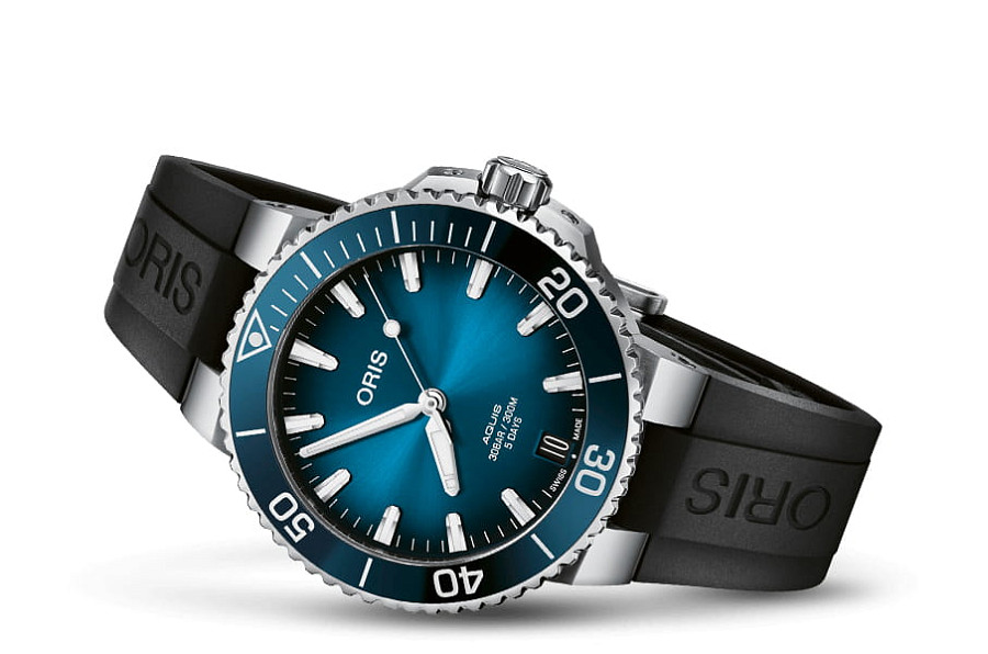 Часы Oris Aquis Date Calibre 400 01 400 7769 4135-07 4 22 74FC — механические, сталь металл