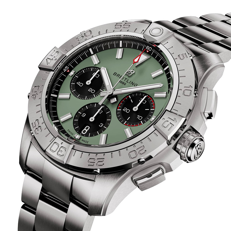 Часы Breitling Avenger B01 Chronograph 44 AB0147101L1A1 — механические, металл сталь
